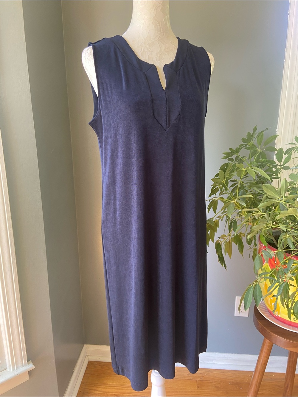 NWT Chico’s Travelers Kurta Dress in Navy Blue